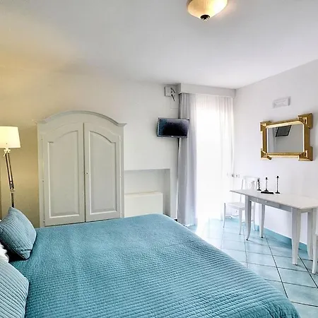 Διαμέρισμα Sleeps 3 Pool Air Con Wifi