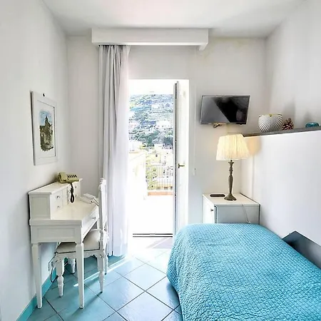 Sleeps 3 Pool Air Con Wifi Διαμέρισμα *