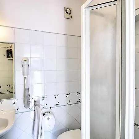 Διαμέρισμα Sleeps 3 Pool Air Con Wifi *